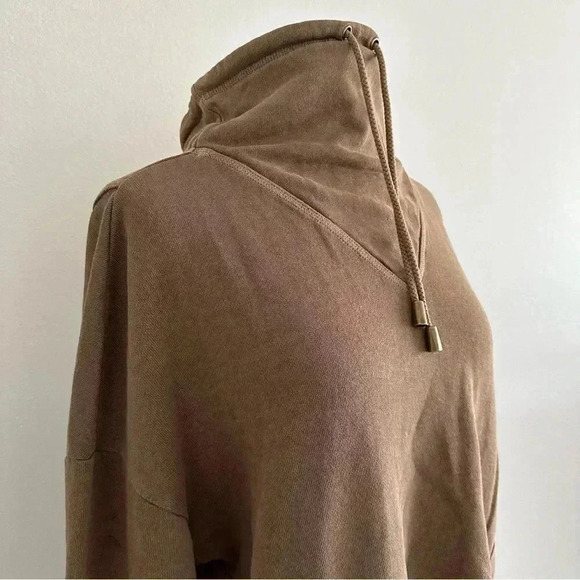 NWOT New Wrap London Sweatshirt High Neck - Picture 3 of 9